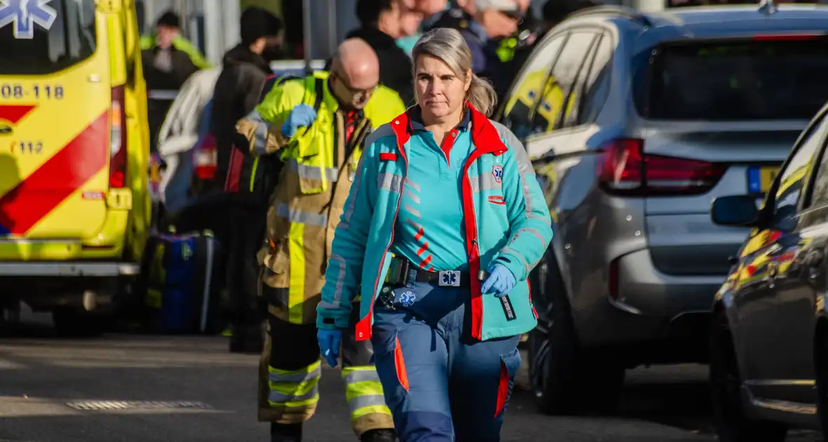 Traumateam ingezet voor incident bij autodemontage bedrijf - Foto 3