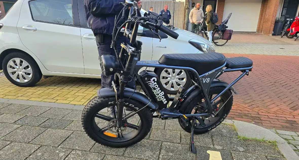 Persoon op fatbike botst met auto - Foto 4