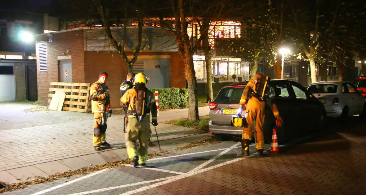 Brandweer doet onderzoek naar chemische lucht in zorgcentrum - Foto 4