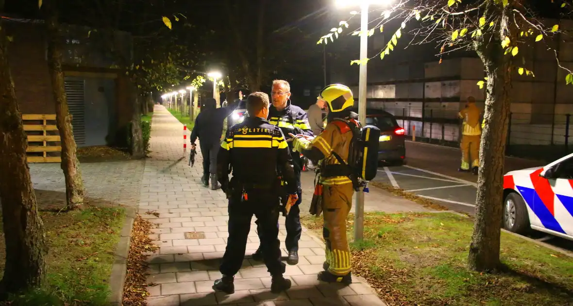 Brandweer doet onderzoek naar chemische lucht in zorgcentrum - Foto 5