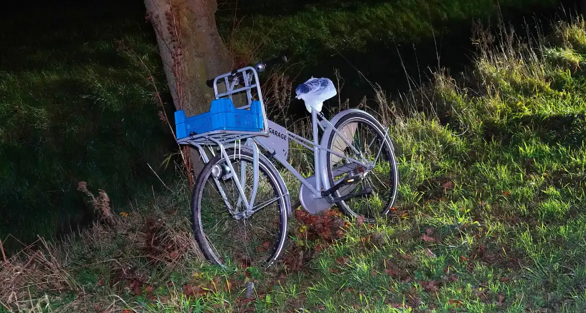 Fietser en automobilist komen met elkaar in botsing - Foto 5