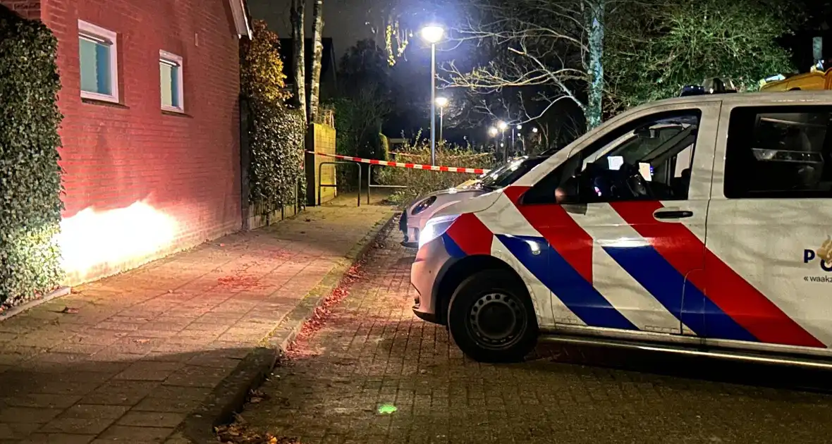 Persoon neergestoken op straat