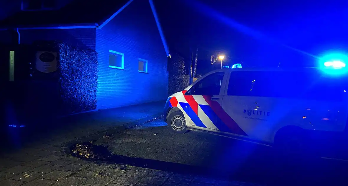 Persoon neergestoken op straat - Foto 1