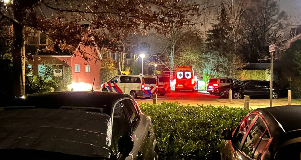 Persoon neergestoken op straat - Foto 4