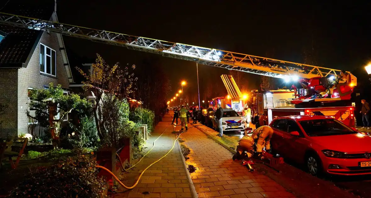 Brandweer druk met brand in woning - Foto 2