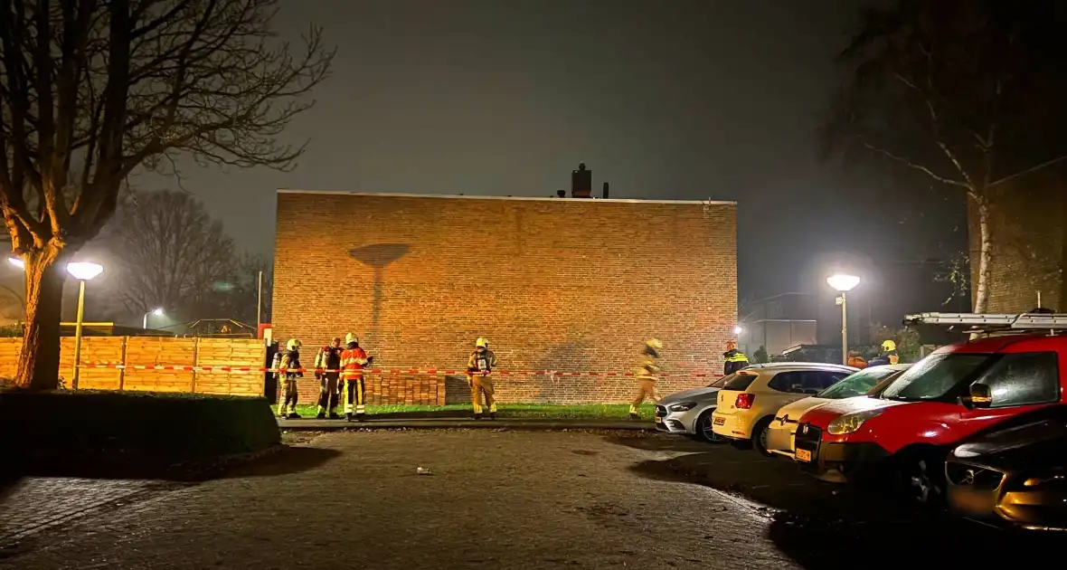 Voorgevel woning verwoest door explosie - Foto 5