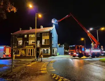 Rotonde geblokkeerd door brandweer wegens schoorsteenbrand