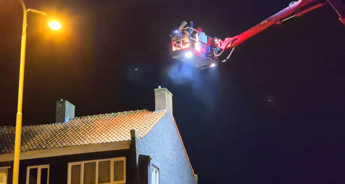 Rotonde geblokkeerd door brandweer wegens schoorsteenbrand - Foto 1