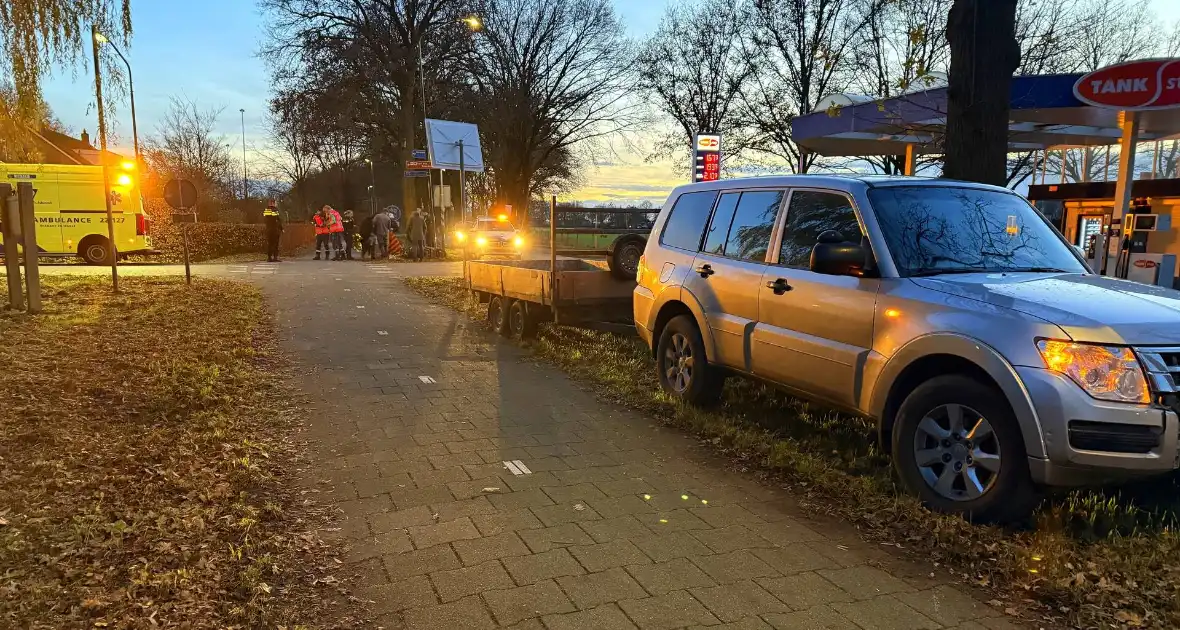 Scooterrijder geschept bij oversteekplaats - Foto 2