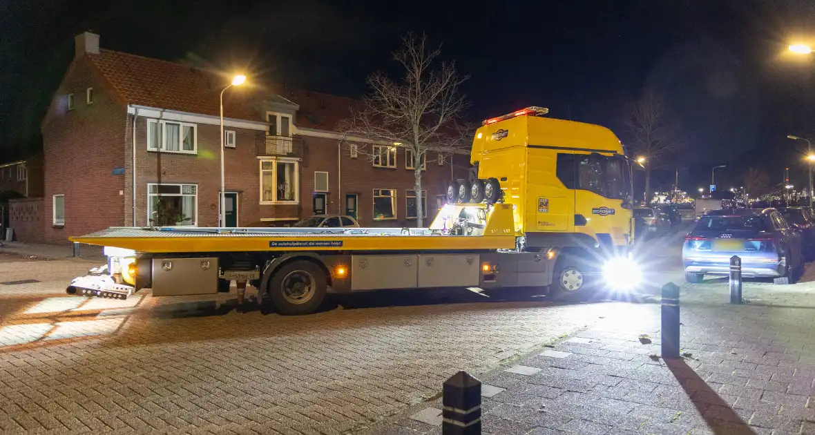 Motorrijder vlucht na aanrijdingen tijdens achtervolging - Foto 1