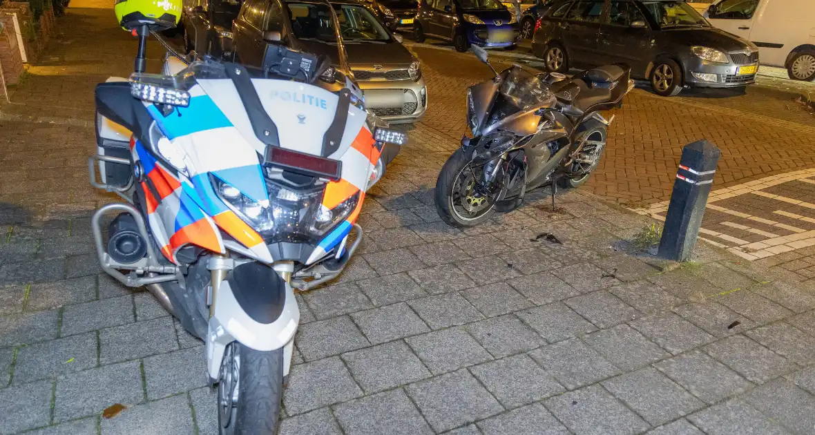 Motorrijder vlucht na aanrijdingen tijdens achtervolging - Foto 4