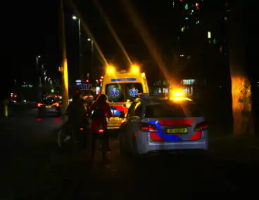 Fietser onderuit bij aanrijding met personenauto