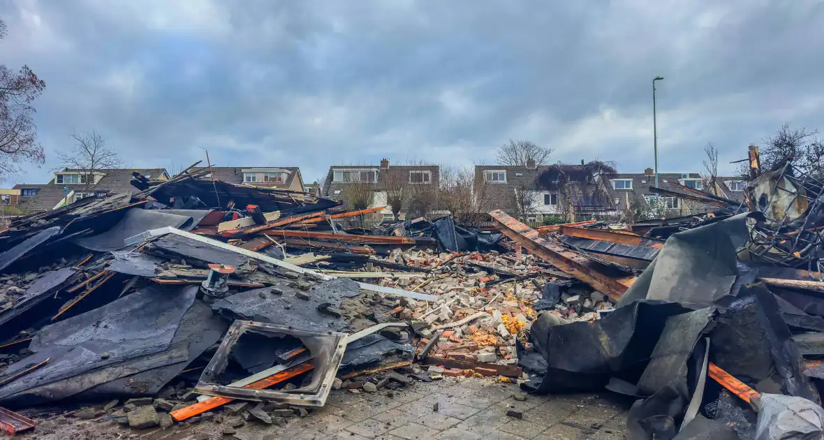 Grote schade na grote brand in basisschool - Foto 1