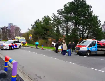 Vrouw op fiets gewond bij aanrijding op bekende kruising