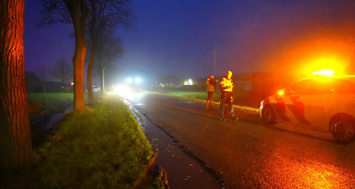 Automobiliste belandt in sloot tijdens keer actie - Foto 1