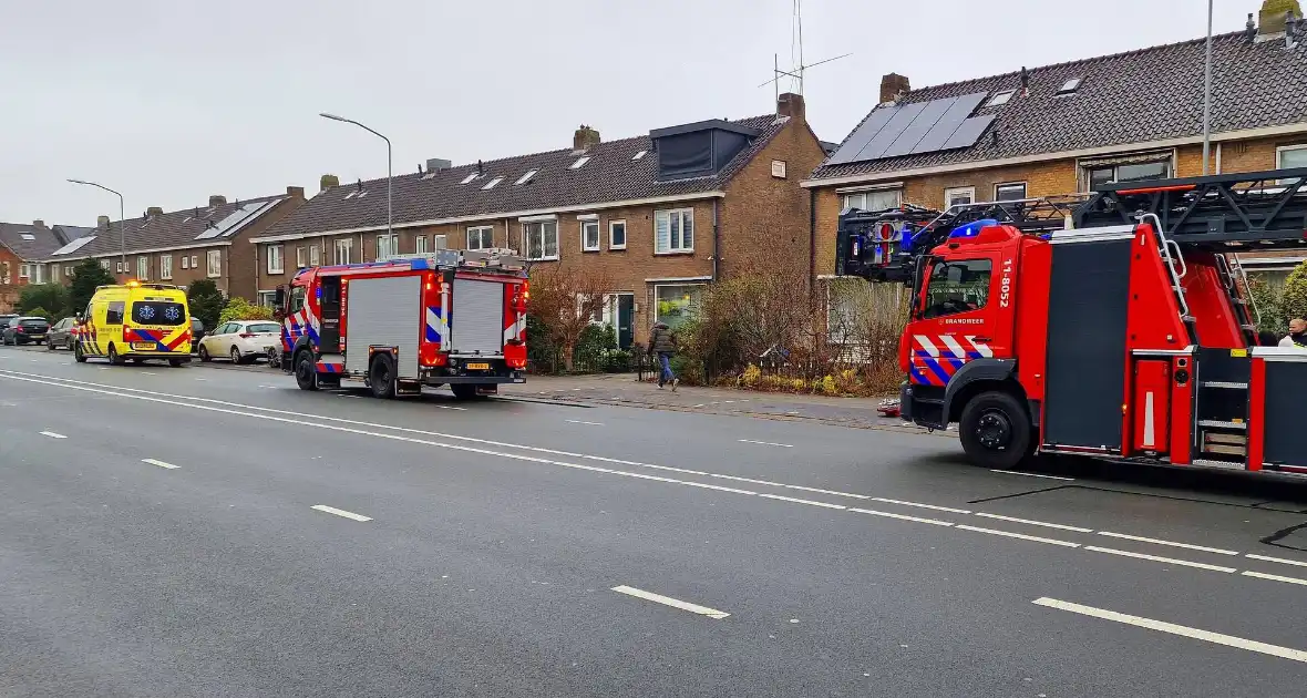 Kaars zorgt voor rookontwikkeling in woning - Foto 6