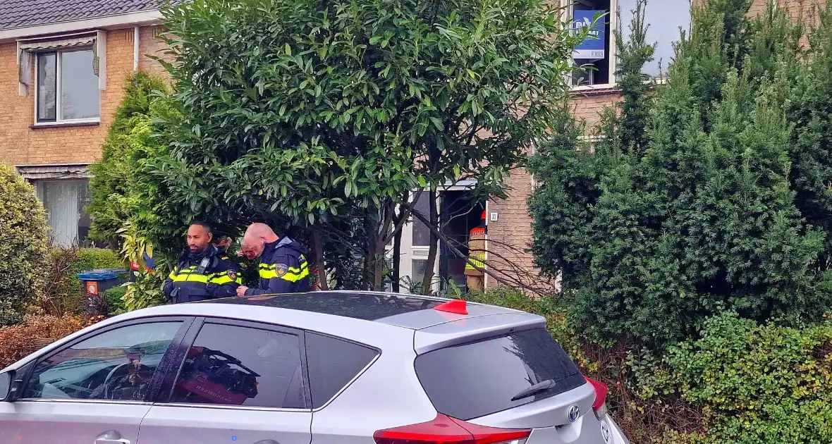 Kaars zorgt voor rookontwikkeling in woning - Foto 7