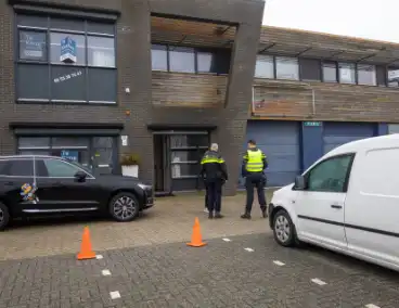 Politie lost waarschuwingsschot bij aanhouding