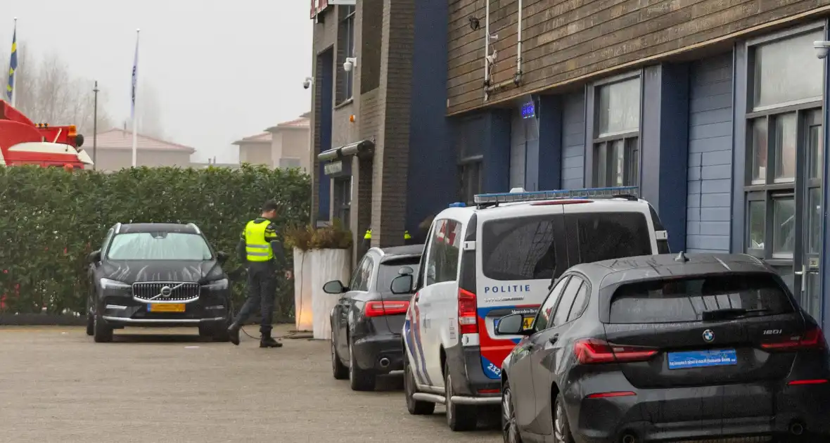 Politie lost waarschuwingsschot bij aanhouding - Foto 3