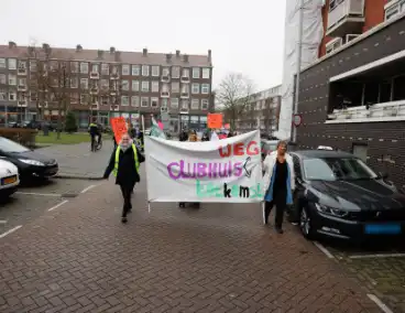 Kinderen vechten voor hun clubhuis met creatieve actie