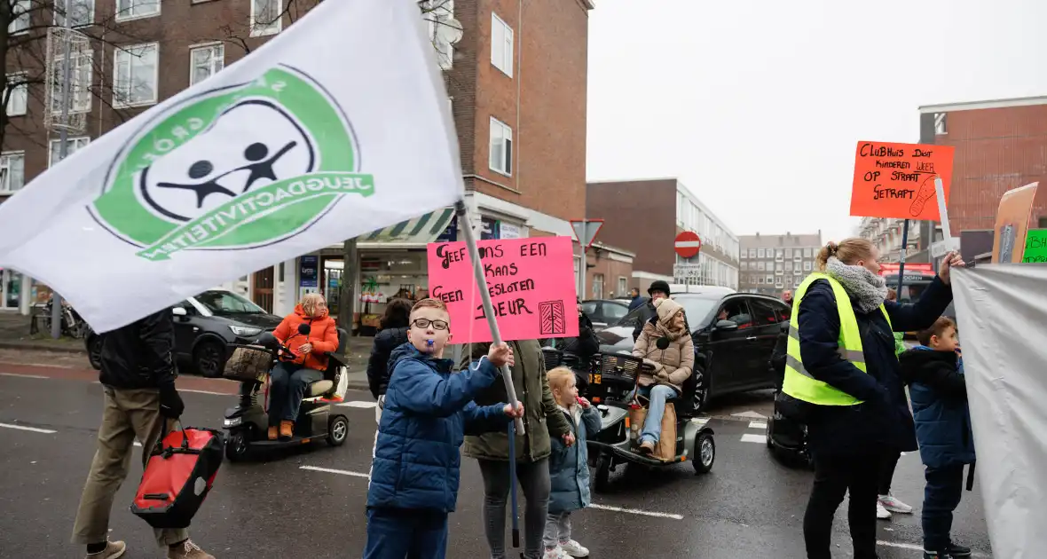 Kinderen vechten voor hun clubhuis met creatieve actie - Foto 4