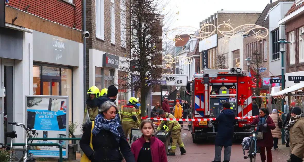 Drukke winkelstraat afgesloten wegens gaslucht