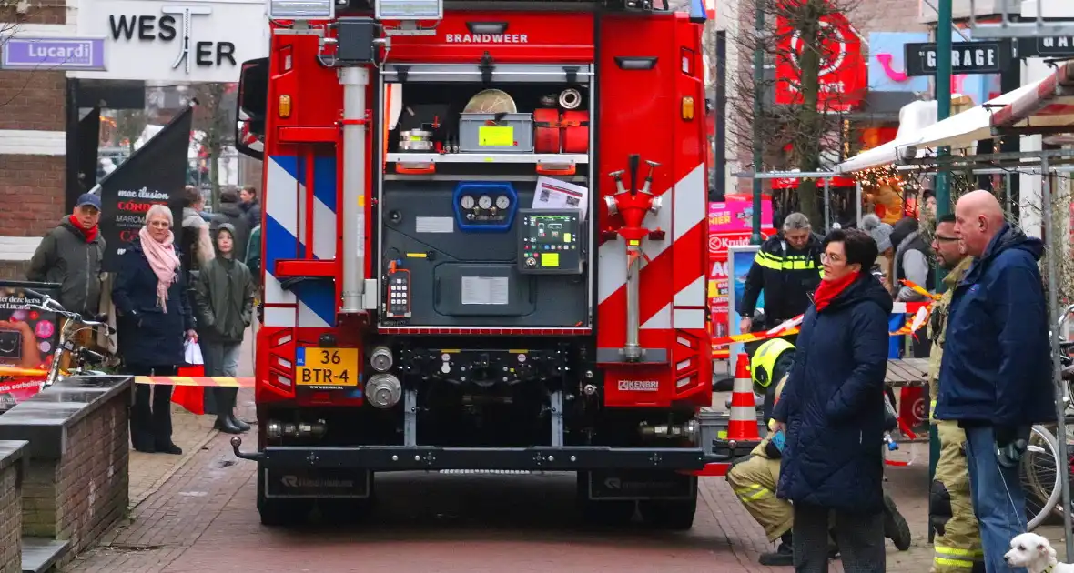 Drukke winkelstraat afgesloten wegens gaslucht - Foto 6