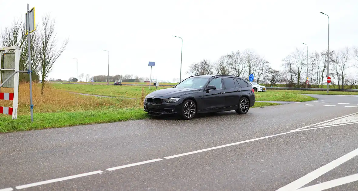 Motorrijder gewond bij ongeval op provinciale weg - Foto 3