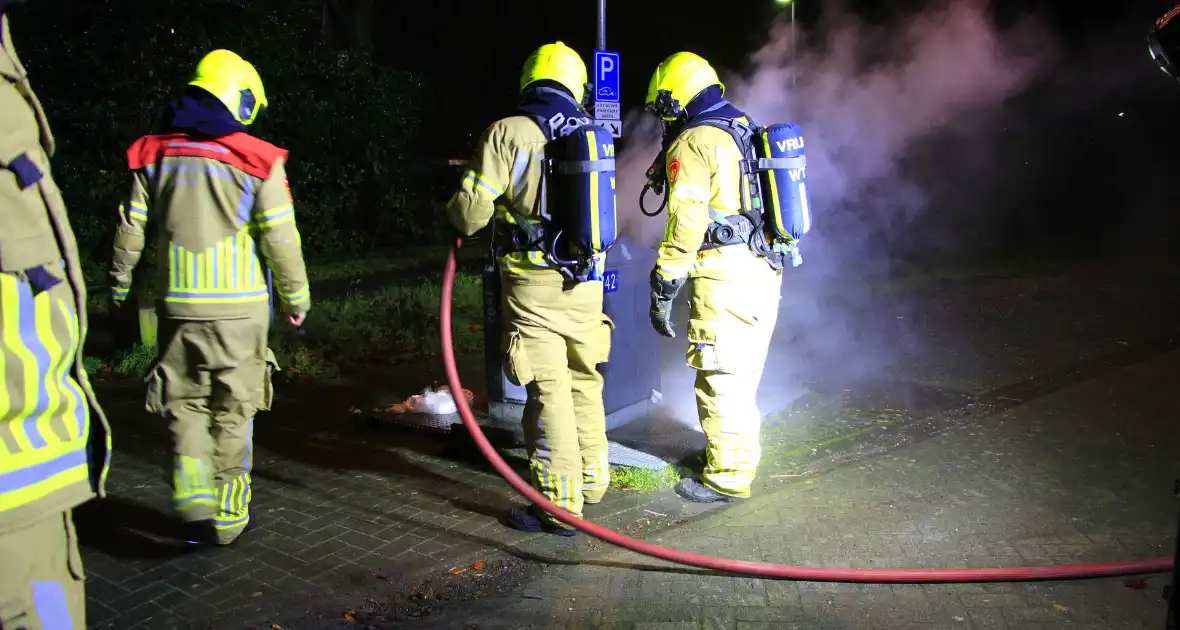 Brand in ondergrondse container gedoofd - Foto 8