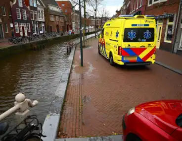 Fietsster belandt in gracht