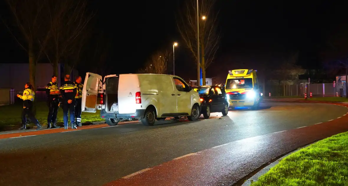 Bestuurder aangehouden na frontale aanrijding - Foto 1