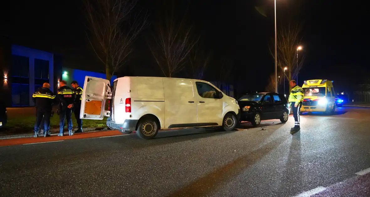 Bestuurder aangehouden na frontale aanrijding - Foto 2