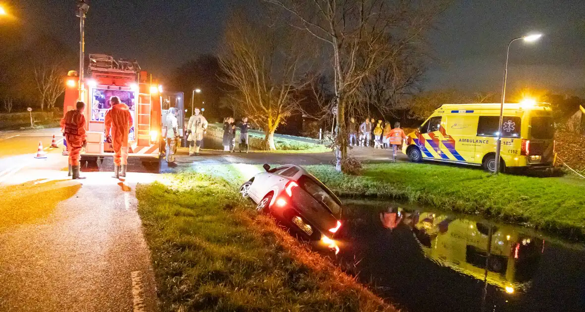 Beschonken automobilist raakt te water - Foto 2