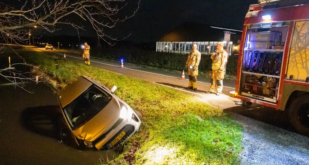 Beschonken automobilist raakt te water - Foto 5