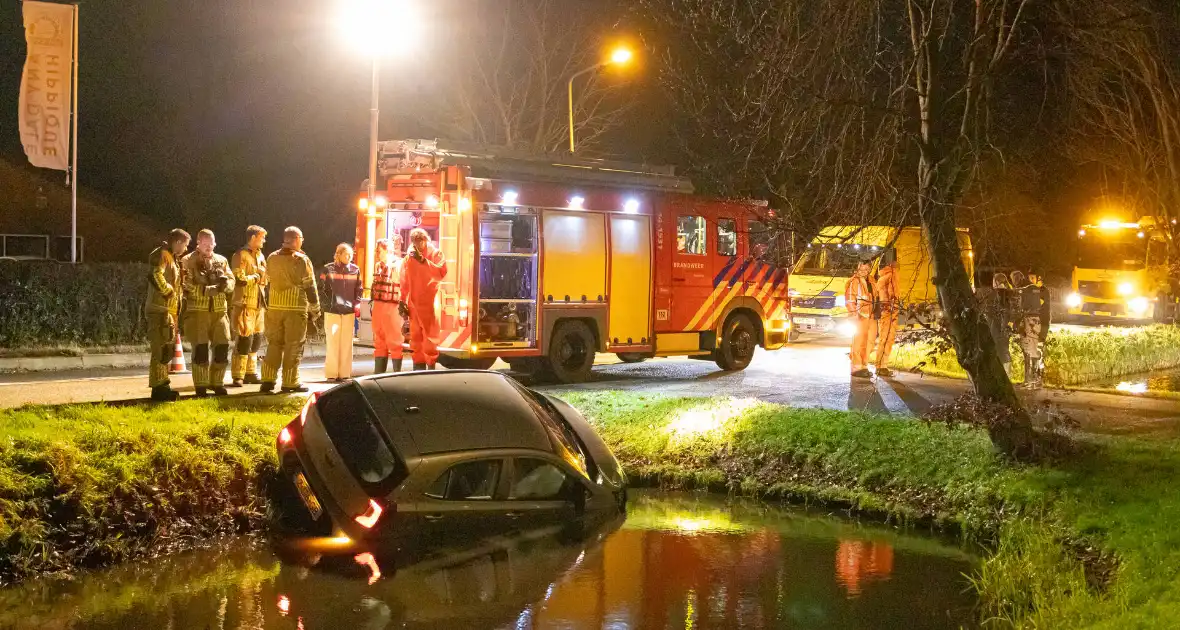 Beschonken automobilist raakt te water - Foto 8