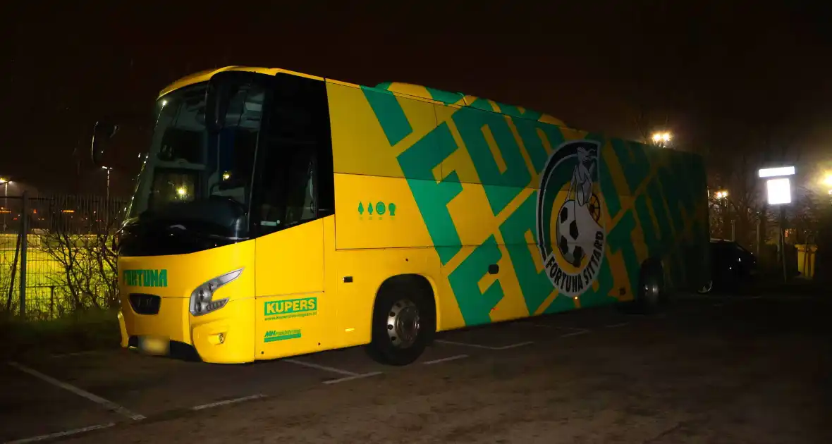 Ongeregeldheden tijdens KNVB bekerwedstrijd tussen Quick Boys en Fortuna Sittard - Foto 7