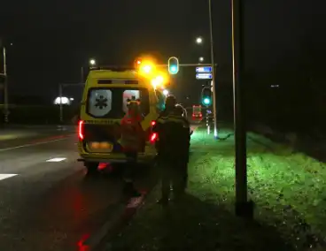 Fietser belandt in sloot langs de provincialeweg