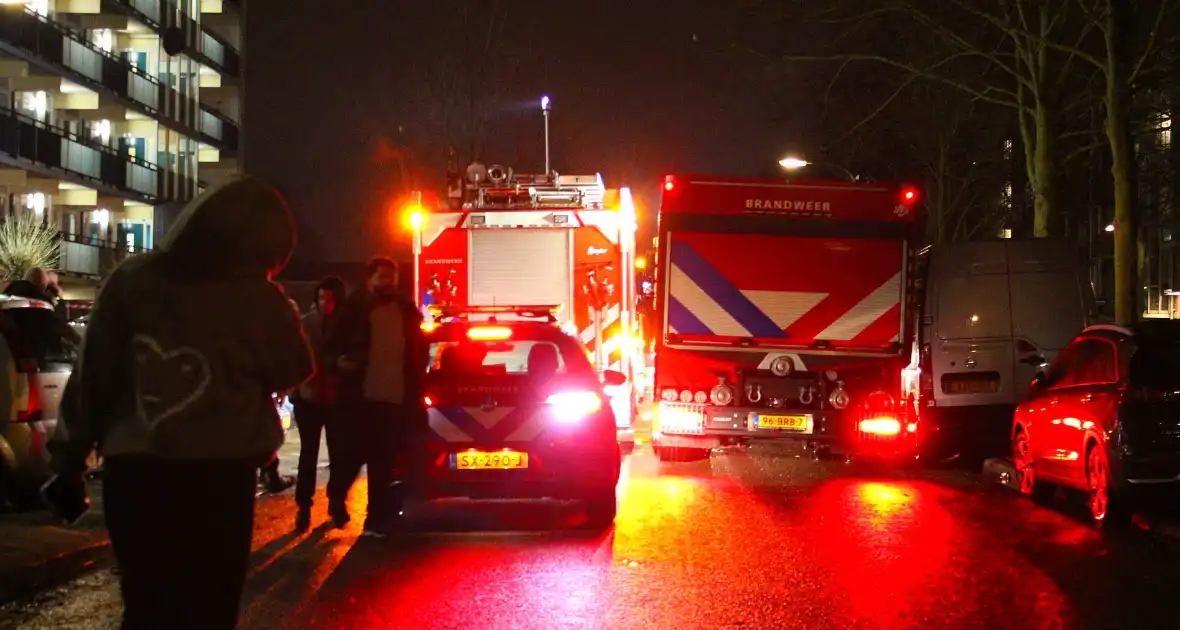 Uitslaande brand verwoest flatwoning - Foto 6