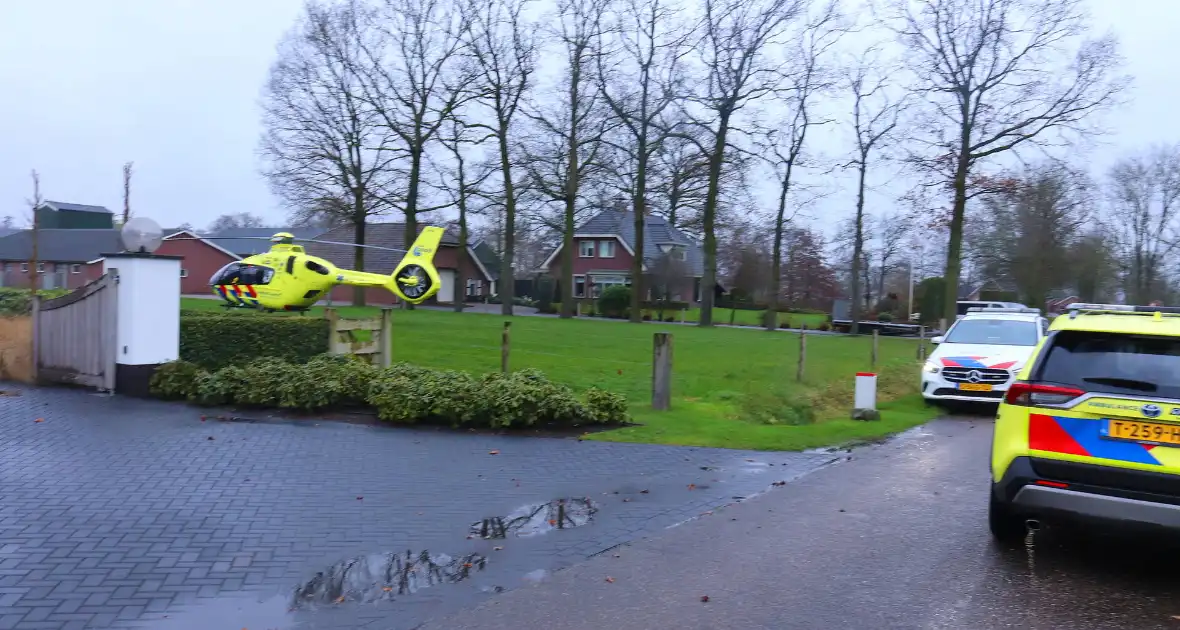 Traumahelikopter landt naast woning wegens noodsituatie