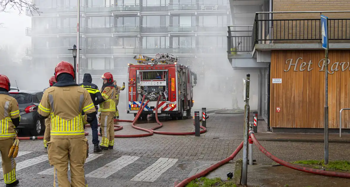 Wooncentrum deels ontruimd wegens containerbrand in berging