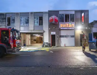 Brand in meterkast van bedrijf