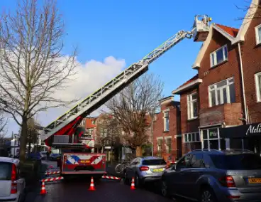 Losse daklijst snel hersteld door brandweer