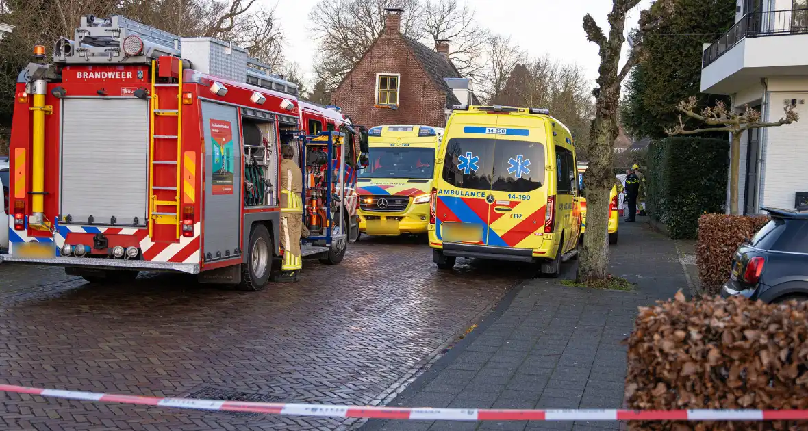 Voetganger overleden na aanrijding met lantaarnpaal - Foto 2