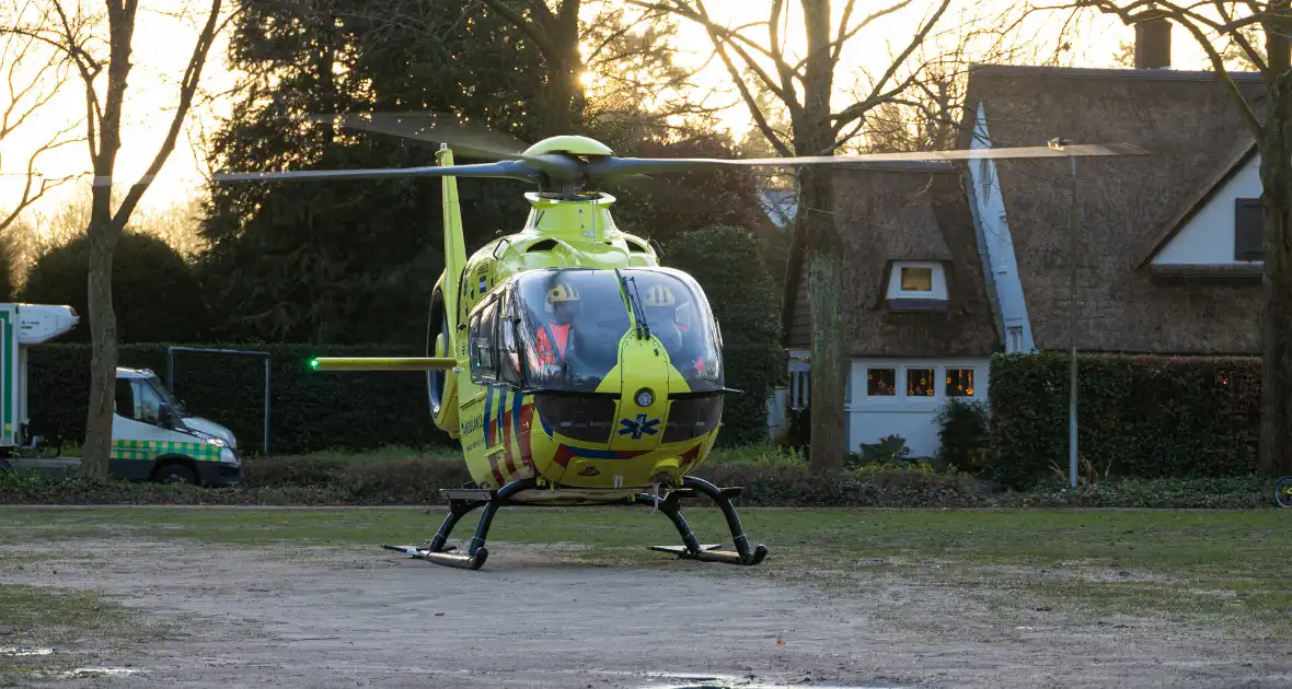 Voetganger overleden na aanrijding met lantaarnpaal - Foto 5