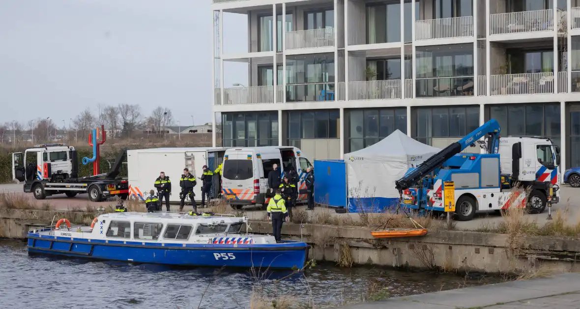 Overleden persoon gevonden in het water - Foto 3