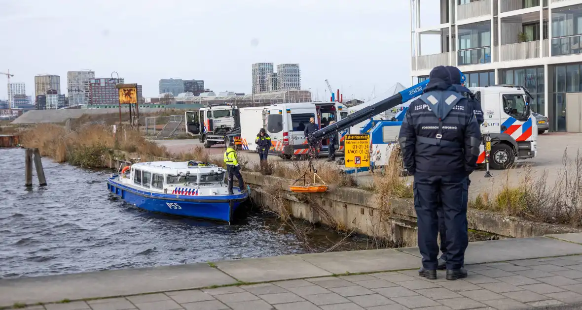 Overleden persoon gevonden in het water - Foto 4