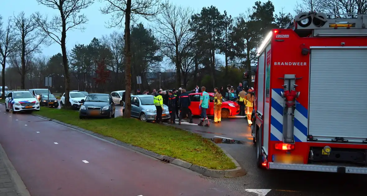 Meerdere voertuigen betrokken bij verkeersongeval