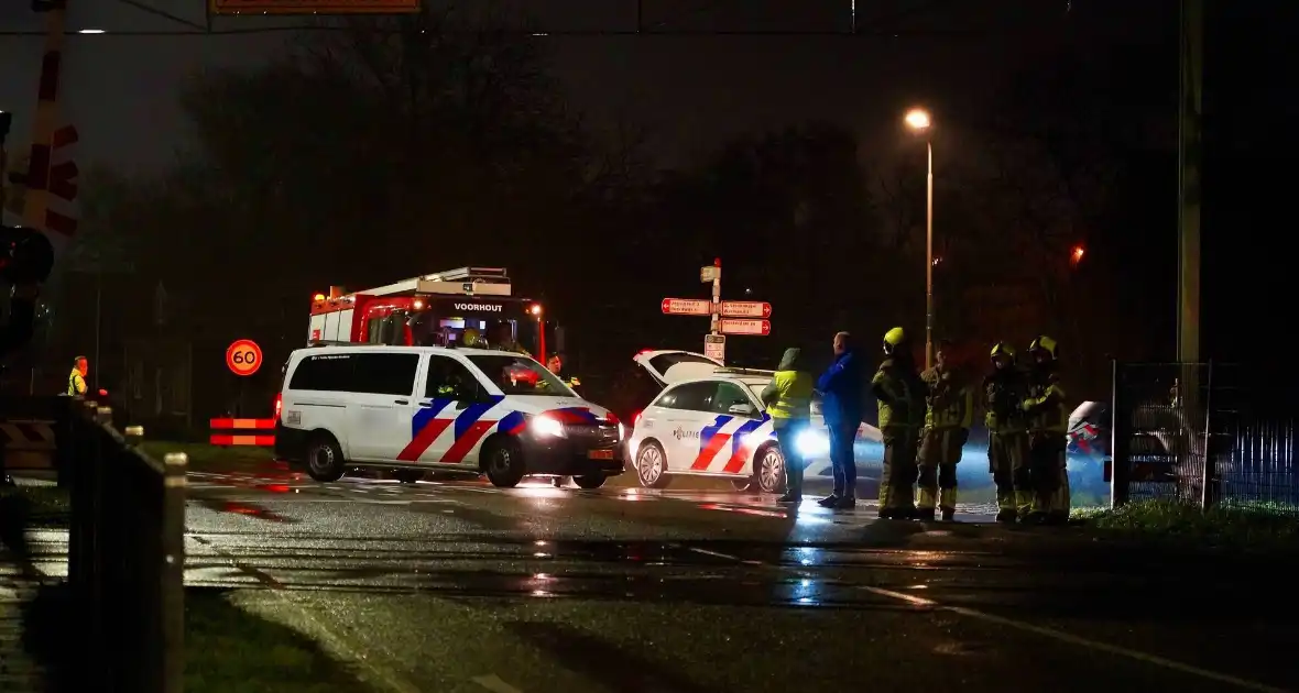 Hulpdiensten opgeroepen nadat vogel tegen trein vliegt