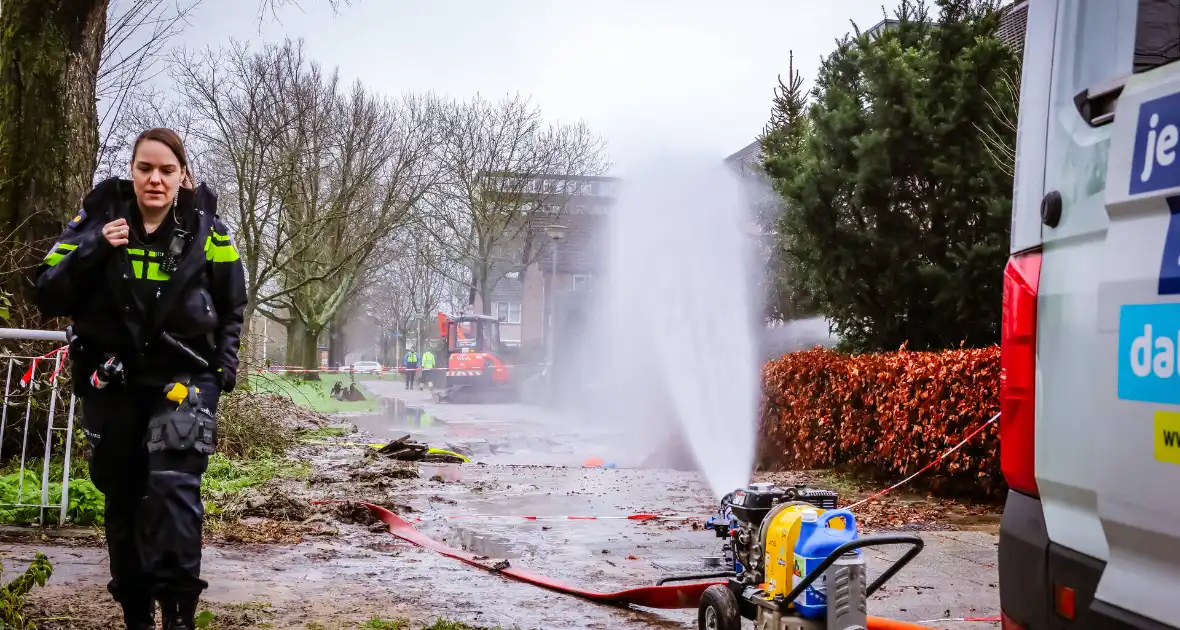 Huis uit op 1e kerstdag vanwege gas- en waterlekkage - Foto 6