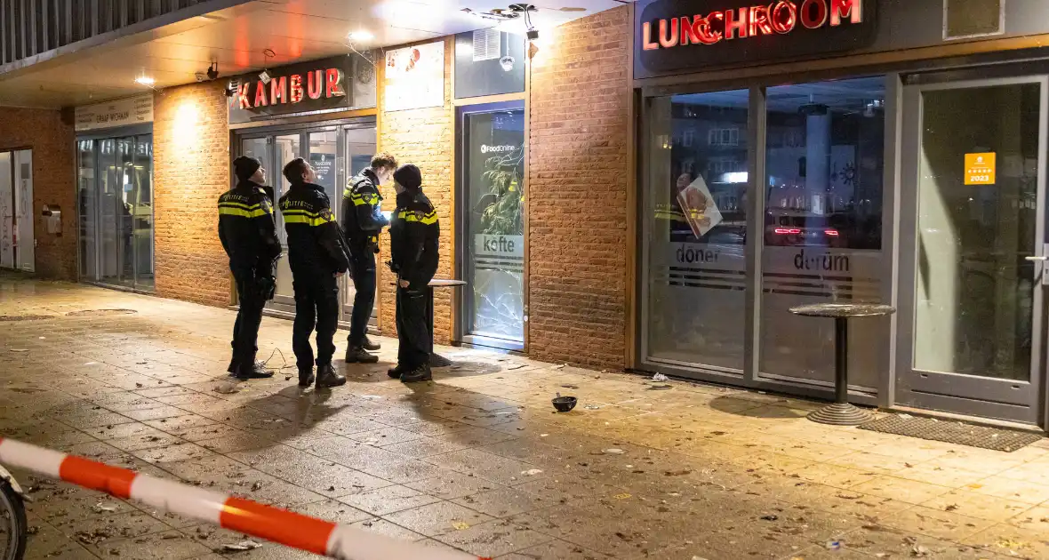 Explosie bij snackbar Kambur - Foto 8